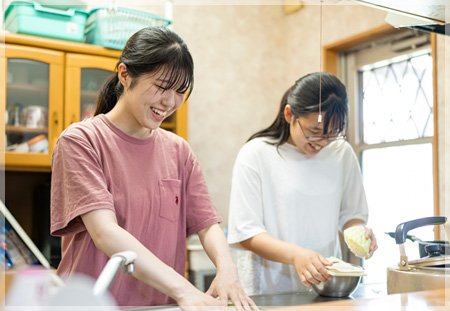 菅 綾花